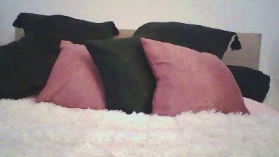 Desiree1951 live cam on Cam4