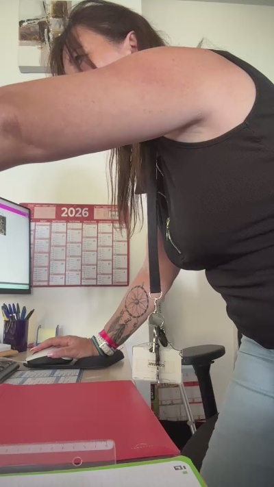Desiree1951 live cam on Cam4
