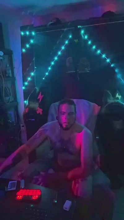 Destrollermx live cam on Cam4