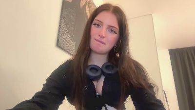 DetraYarnell live cam on Cam4