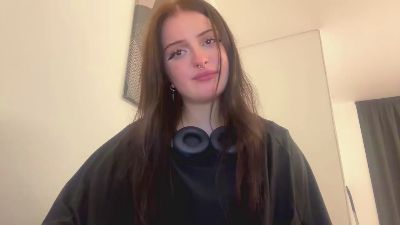 DetraYarnell live cam on Cam4