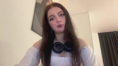DetraYarnell live cam on Cam4