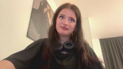 DetraYarnell live cam on Cam4
