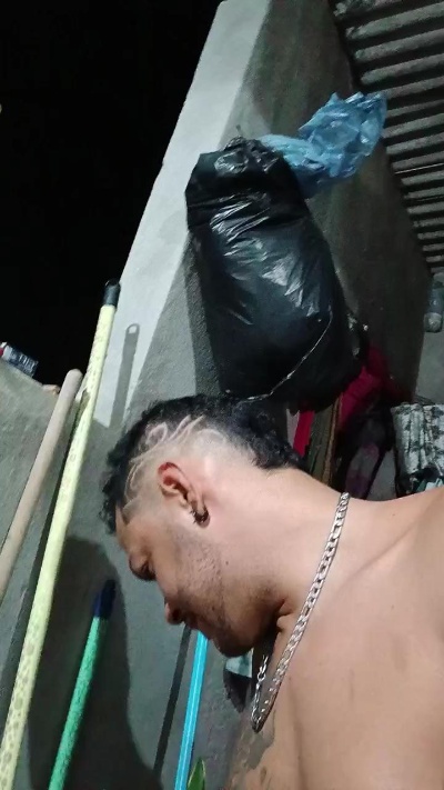 Deusgrego live cam on Cam4