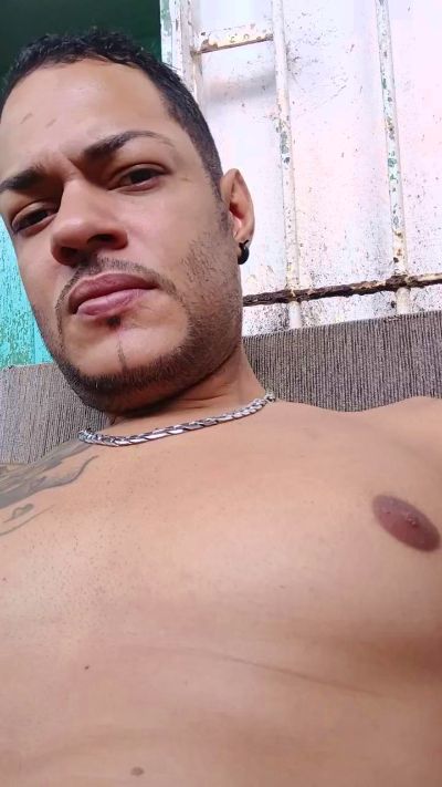 Deusgrego live cam on Cam4