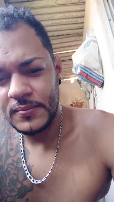 Deusgrego live cam on Cam4