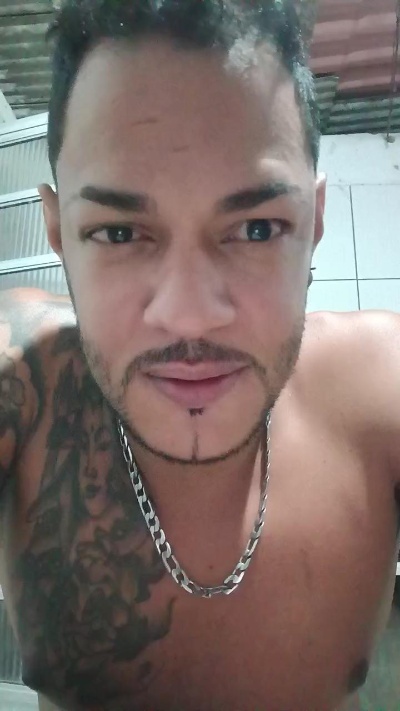 Deusgrego live cam on Cam4