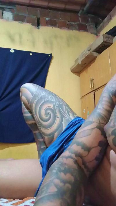 Deusgrego live cam on Cam4
