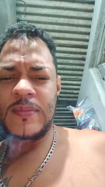 Deusgrego live cam on Cam4