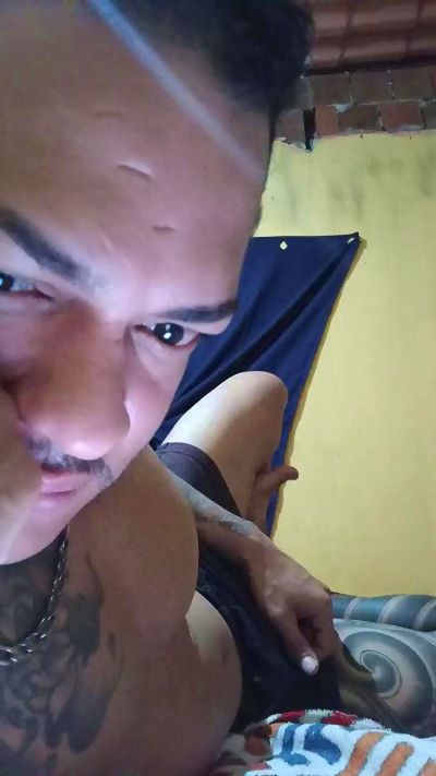 Deusgrego live cam on Cam4
