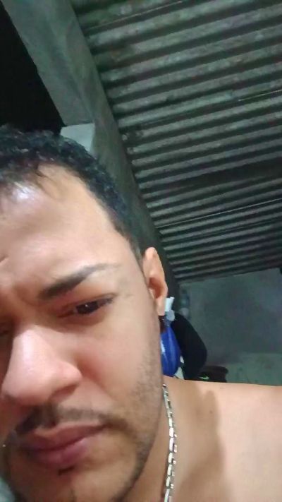 Deusgrego live cam on Cam4