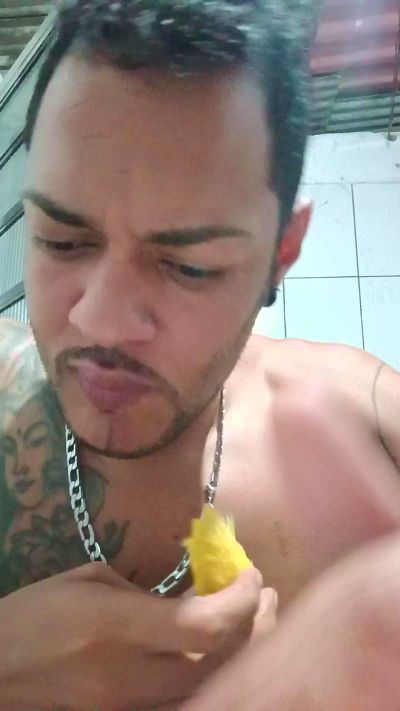 Deusgrego live cam on Cam4
