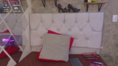 Devil_Alice69 live cam on Cam4