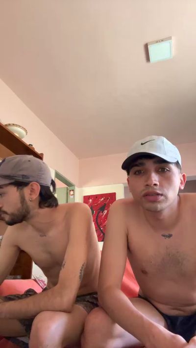 Devilboyzzz live cam on Cam4