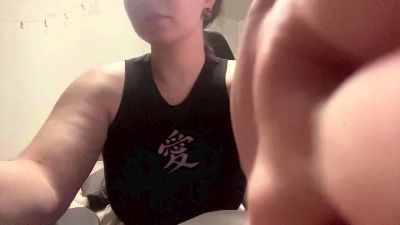 DevinAlberro live cam on Cam4