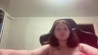 DevinAlberro live cam on Cam4