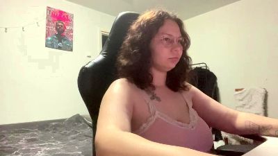 DevinAlberro live cam on Cam4