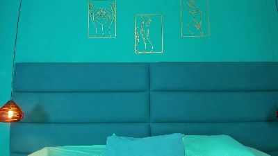 DevineSimone live cam on Cam4