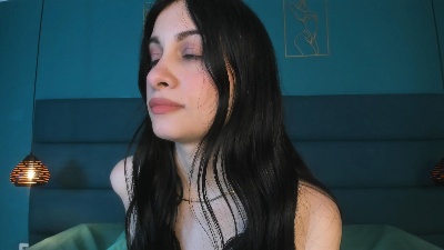 DevineSimone live cam on Cam4
