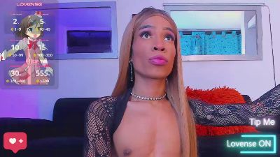 DevoraHorney33 live cam on Cam4