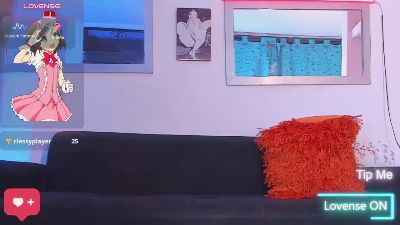 DevoraHorney33 live cam on Cam4