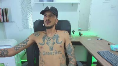 Dex_Ak56 webcam