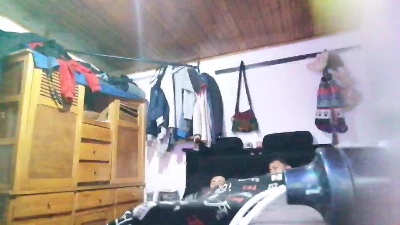 Deyvid320243 live cam on Cam4