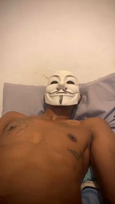 Dg_silvestre live cam on Cam4