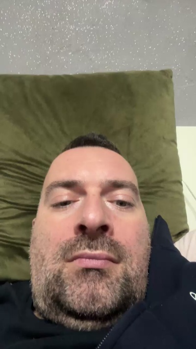 Diabloinside live cam on Cam4