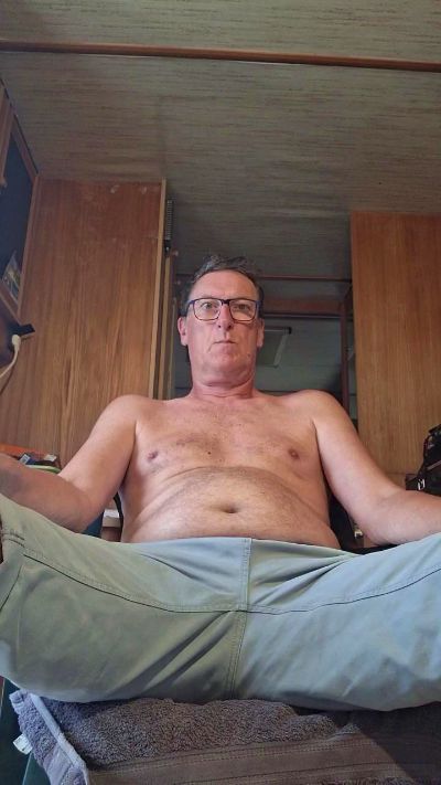 Diablotin234 live cam on Cam4