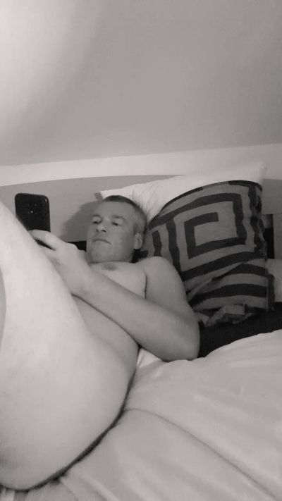 DiamonCock live cam on Cam4