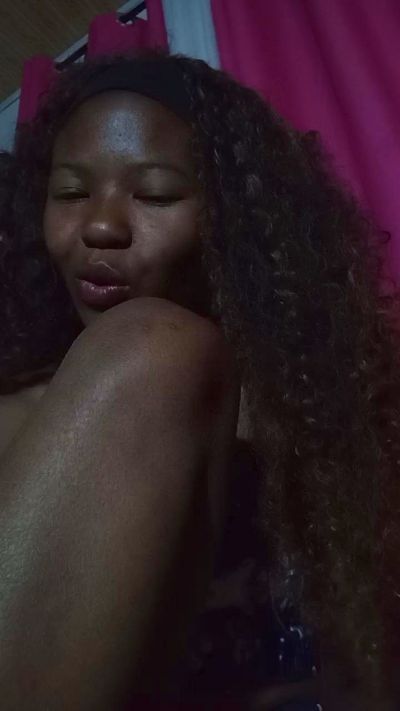 Diamsesy live cam on Cam4
