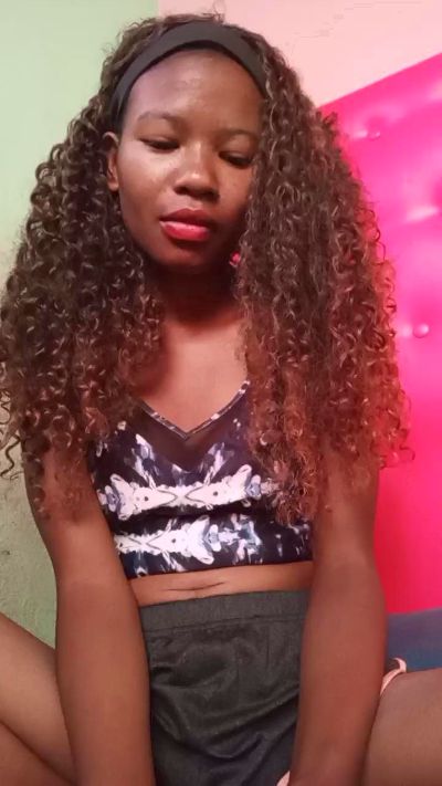 Diamsesy live cam on Cam4
