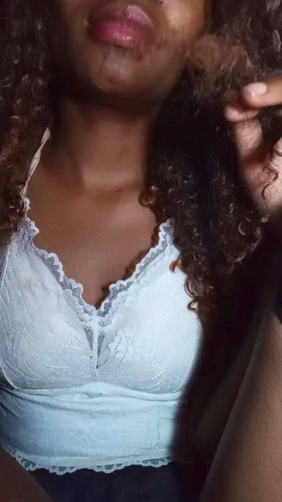 Diamsesy live cam on Cam4