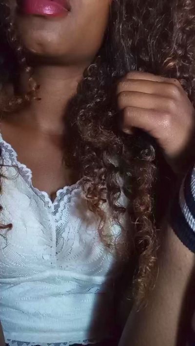 Diamsesy live cam on Cam4