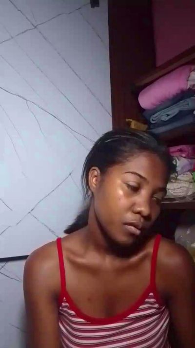 Dianah live cam on Cam4