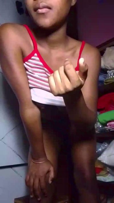 Dianah live cam on Cam4
