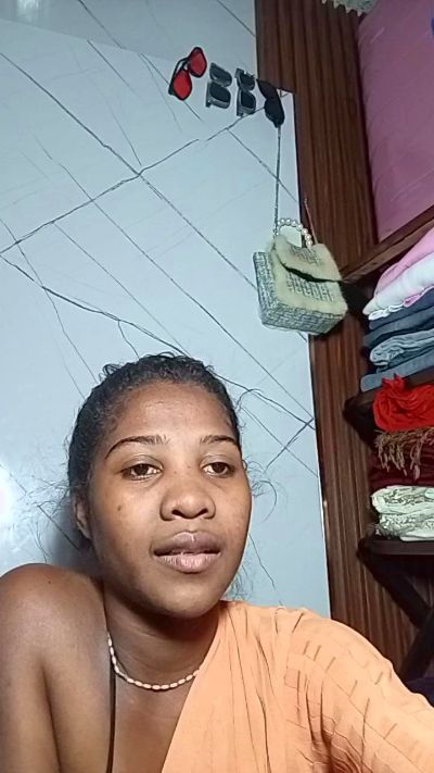 Dianah live cam on Cam4