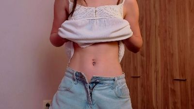 DiannaJekot live cam on Cam4
