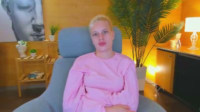 DiannaLeonor live cam on Cam4