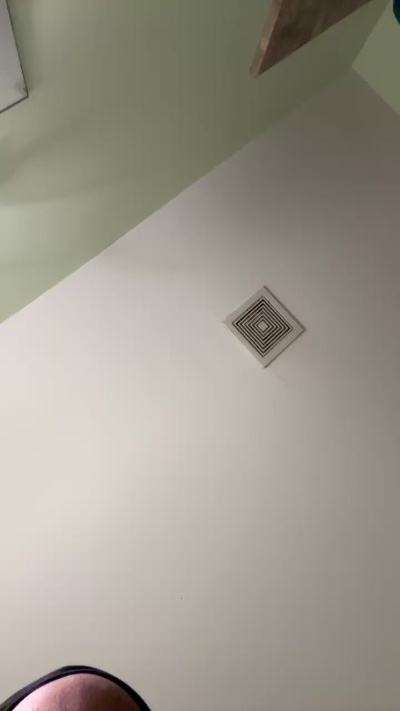 Dic_her_dwn live male webcam from United States