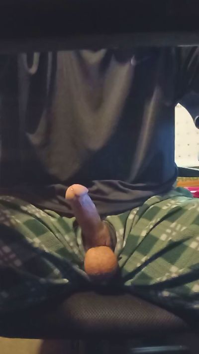 DickieCox live cam on Cam4
