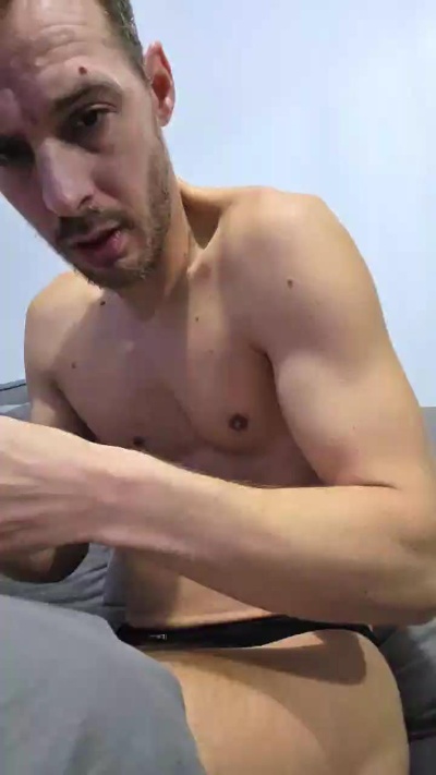 Dickwolf91 live cam on Cam4