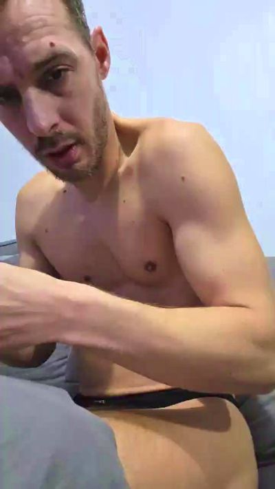 Dickwolf91 live cam on Cam4