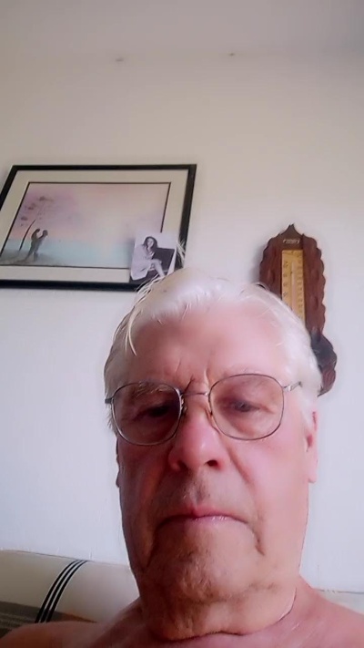 Didou7649 live cam on Cam4