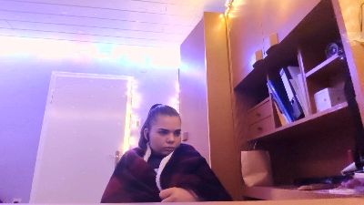 DiedraMcklveen 来自 法国 的 女性 直播摄像头