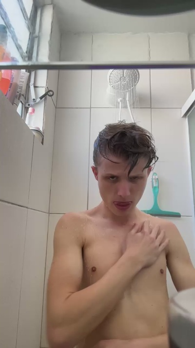 DiegoLoirin live cam on Cam4