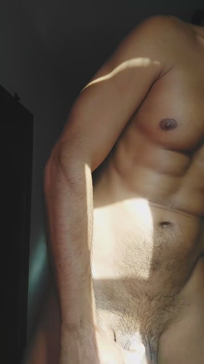 Diego_max81 live cam on Cam4