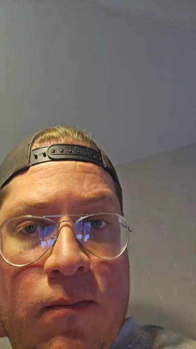 DieguiTo3293 Live Cam on Cam4