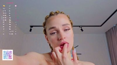 DierdreMayou live cam on Cam4
